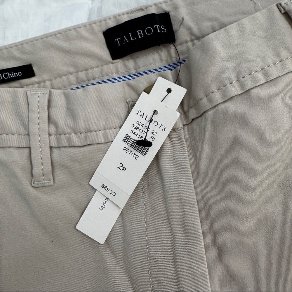 Talbots Petites Relaxed super soft Chinos in “beach”- brand new size 2P - Picture 9 of 11